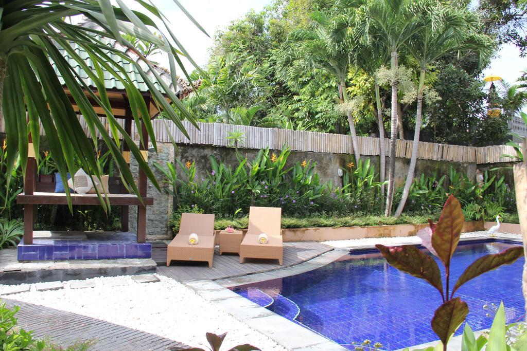 The Catur Villa Seminyak  Exterior photo
