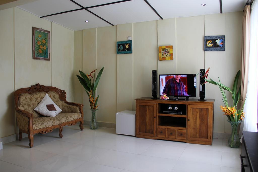 The Catur Villa Seminyak  Room photo