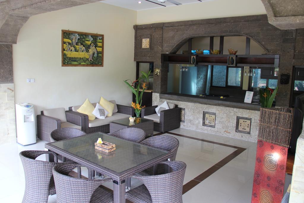 The Catur Villa Seminyak  Room photo