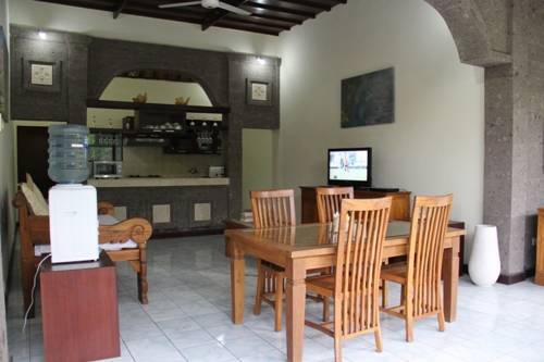The Catur Villa Seminyak  Room photo
